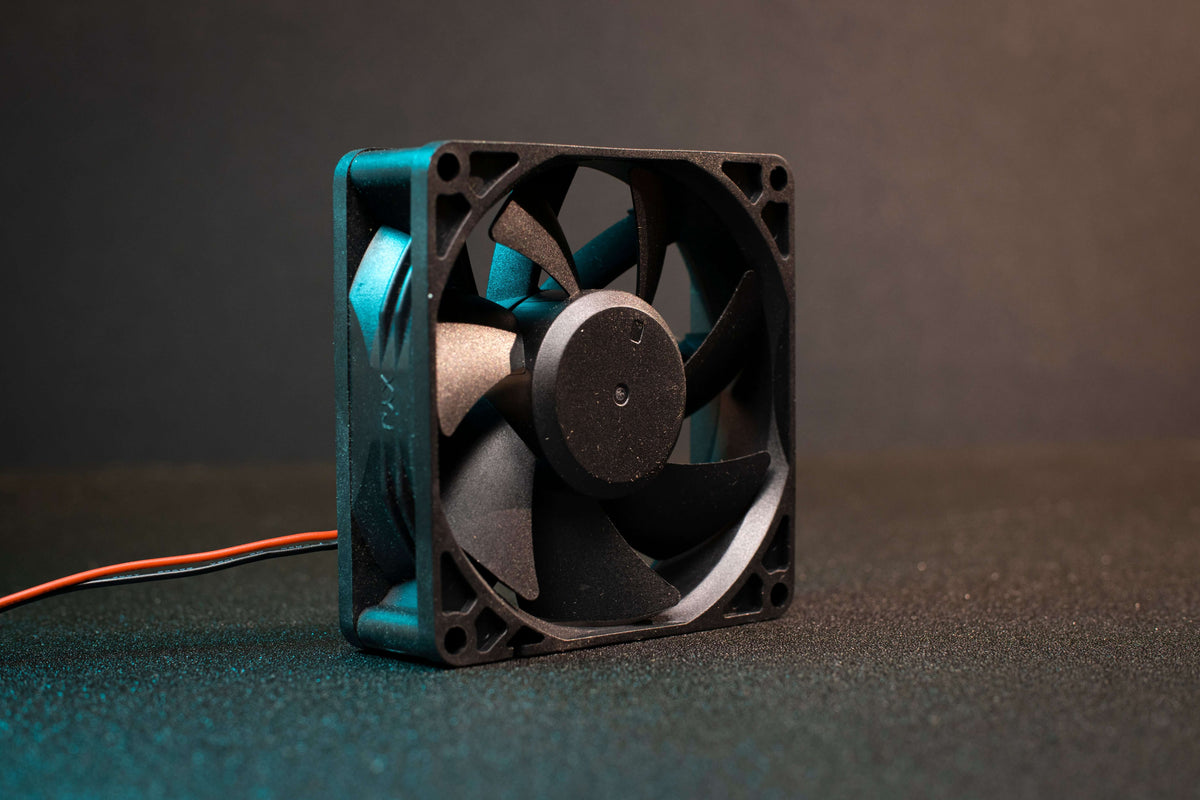 HoneyBadger Balance Series 8025 Axial Fan by Fabreeko – product photo 5